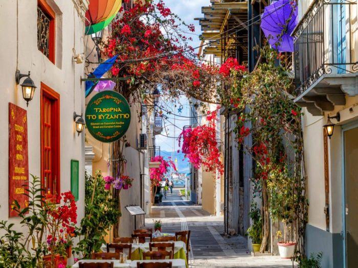 Nafplion-Old-Town-Streets-1024x683